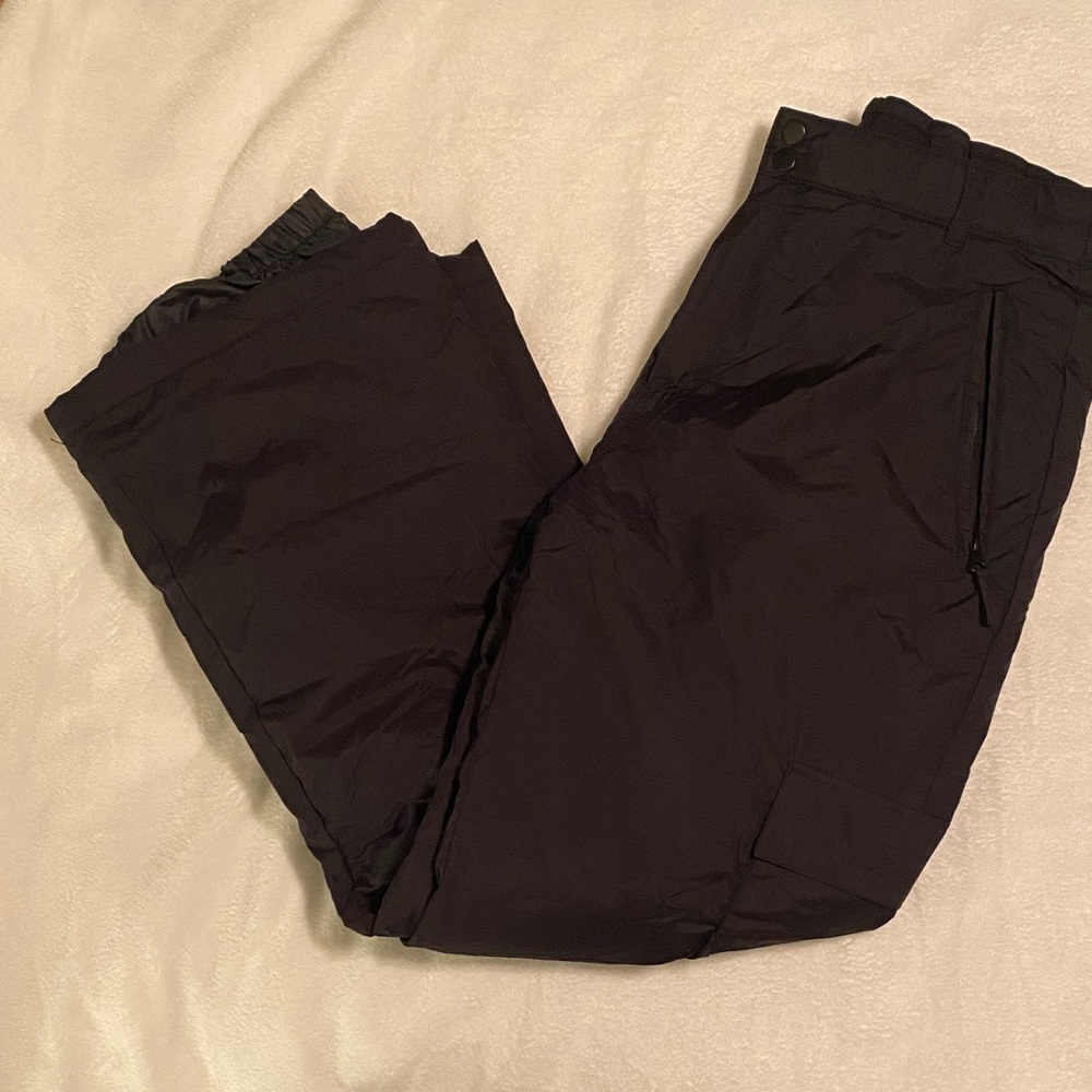 Woman’s snow pants